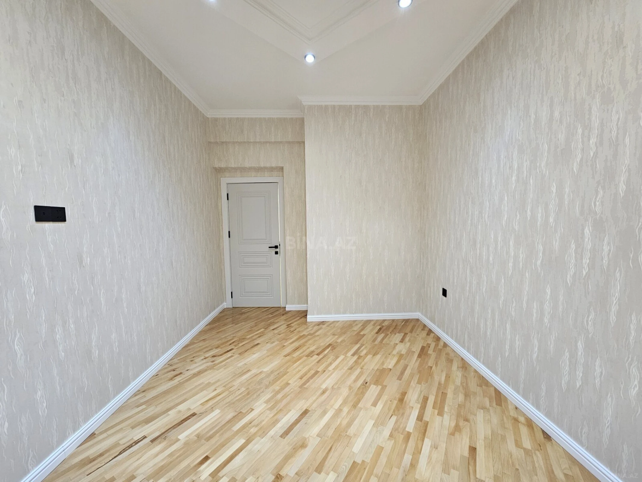 Satılır 3 otaqlı mənzil 72 m²