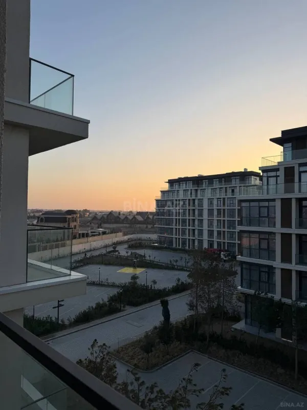 Kirayə verilir 2 otaqlı mənzil 80 m²