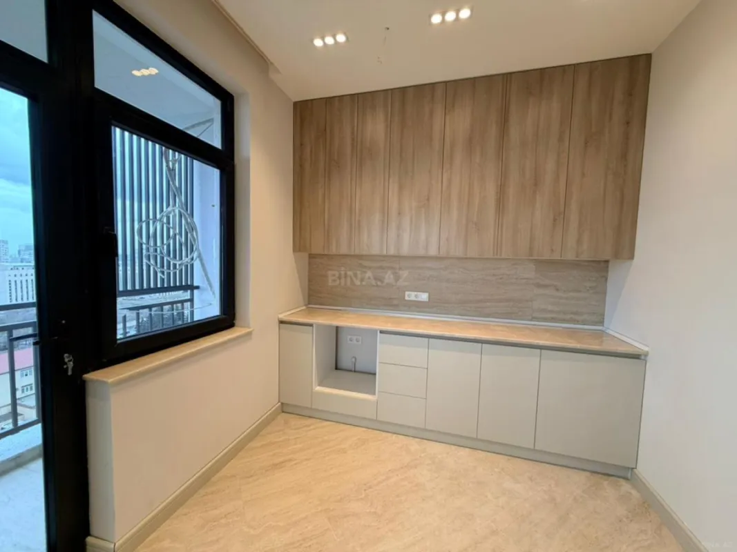Satılır 2 otaqlı mənzil 76 m²