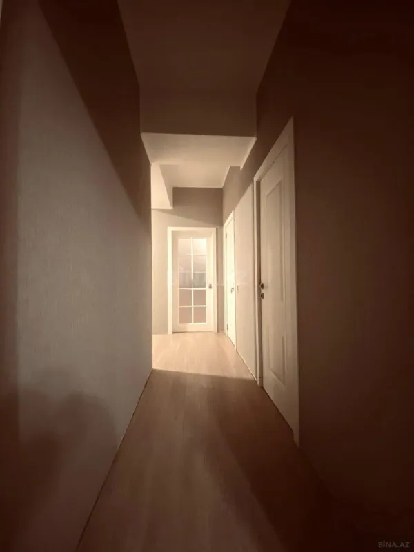 Satılır 3 otaqlı mənzil 115 m²