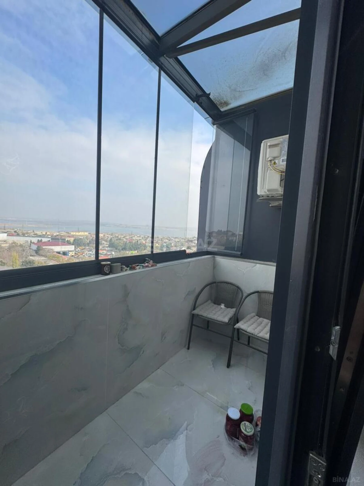 Satılır 2 otaqlı mənzil 53 m²
