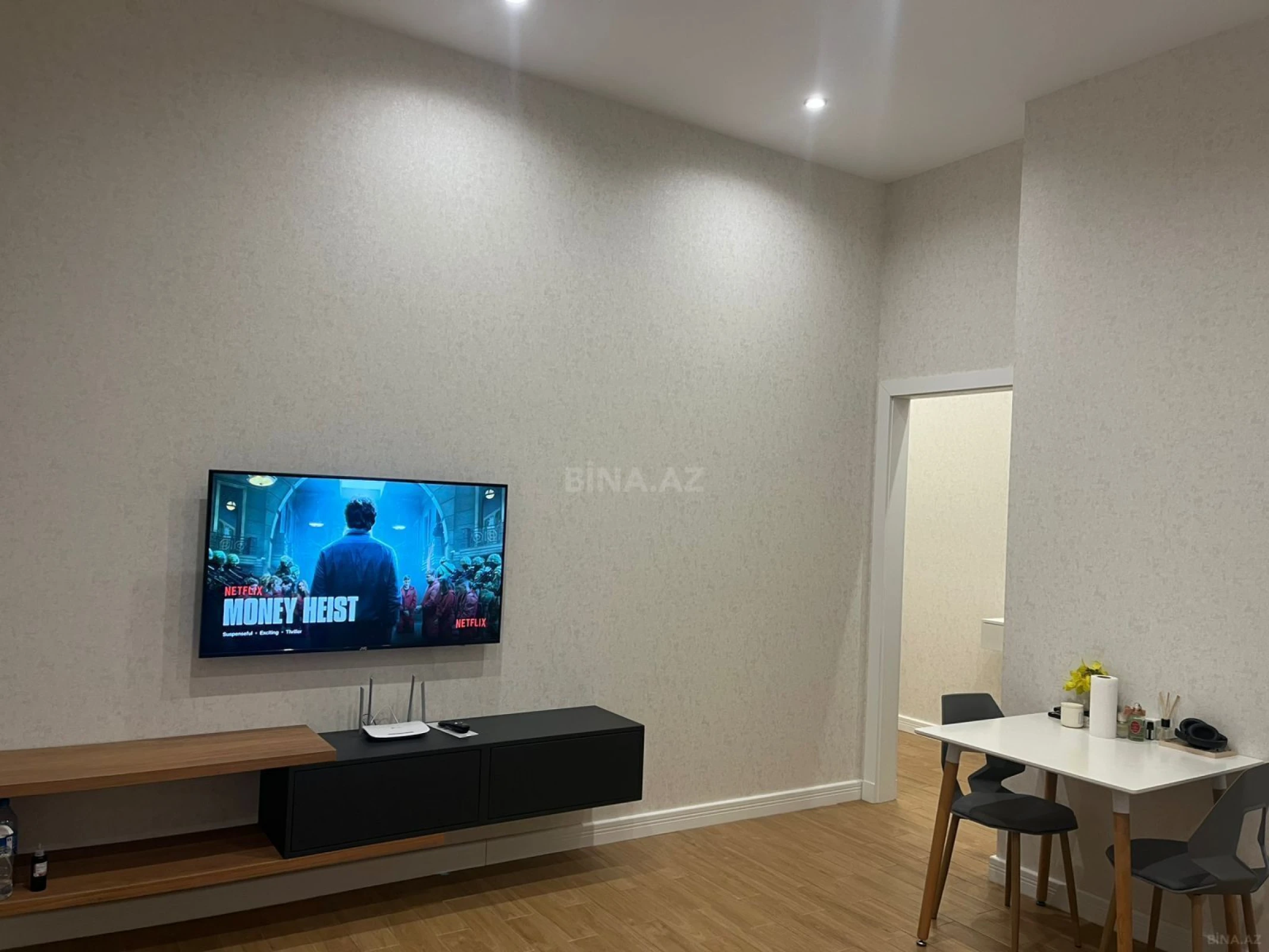 Kirayə verilir 2 otaqlı mənzil 50 m²