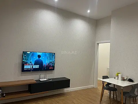 Kirayə verilir 2 otaqlı mənzil 50 m²