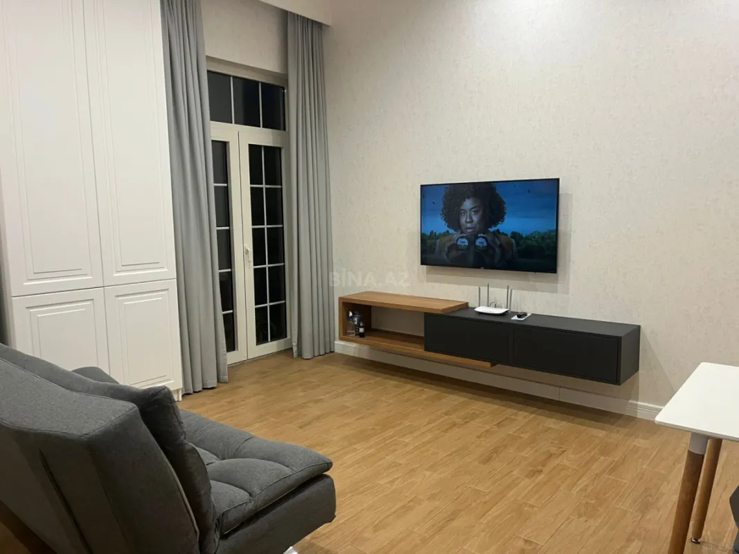 Kirayə verilir 2 otaqlı mənzil 50 m²