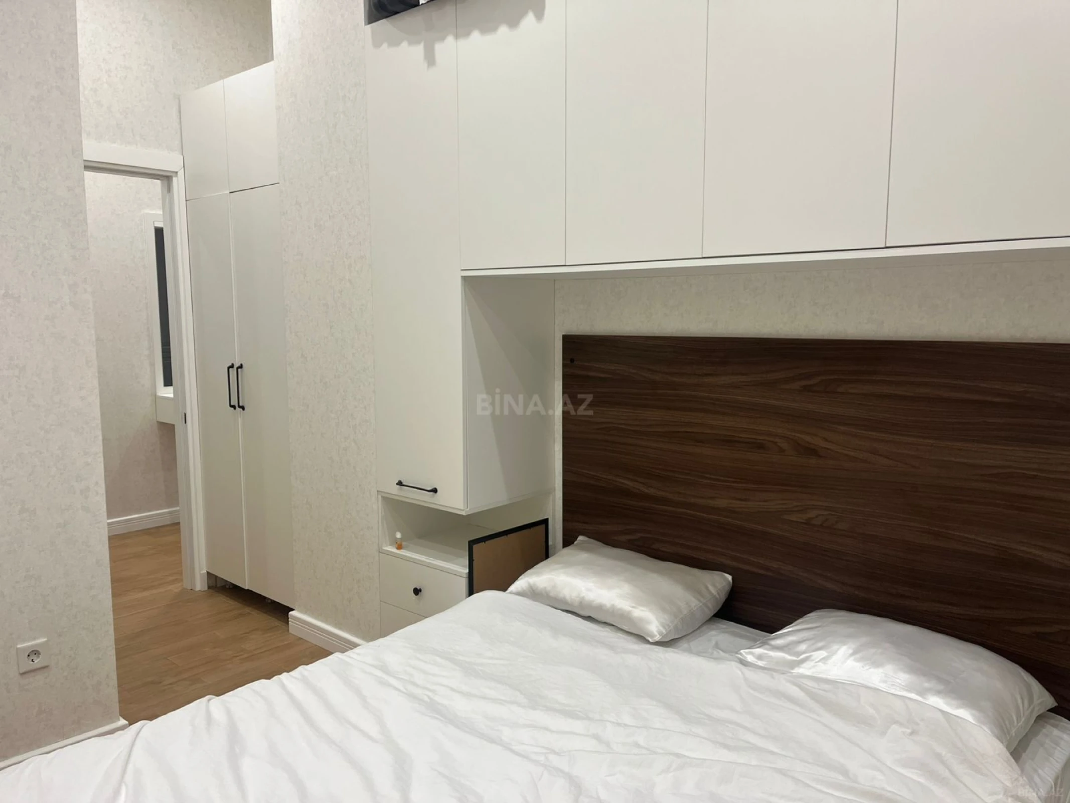 Kirayə verilir 2 otaqlı mənzil 50 m²