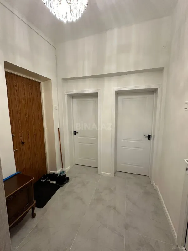 Kirayə verilir 2 otaqlı mənzil 80 m²