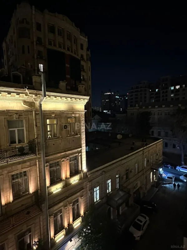 Kirayə verilir 2 otaqlı mənzil 80 m²