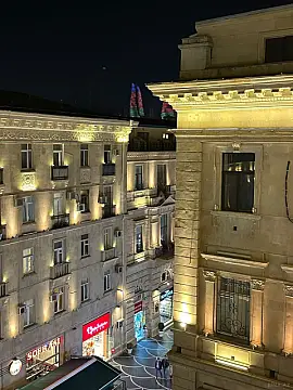 Kirayə verilir 2 otaqlı mənzil 80 m²