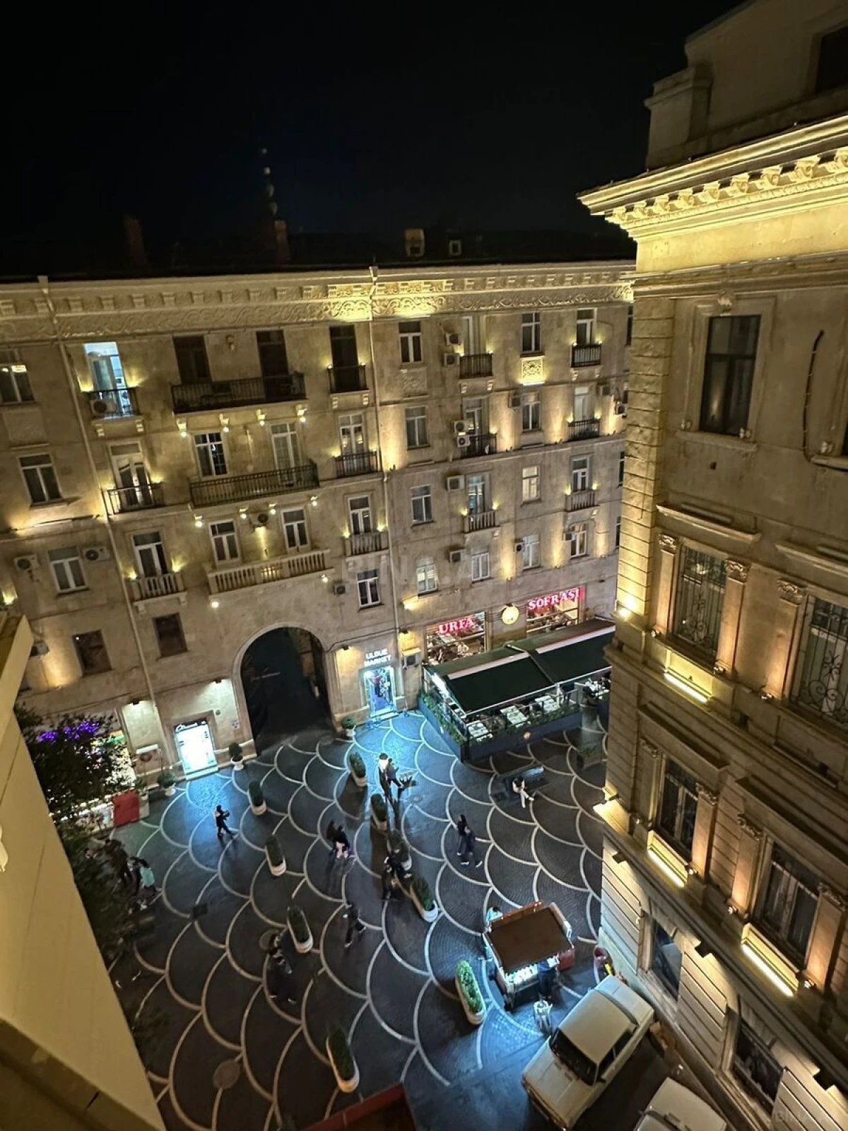 Kirayə verilir 2 otaqlı mənzil 80 m²