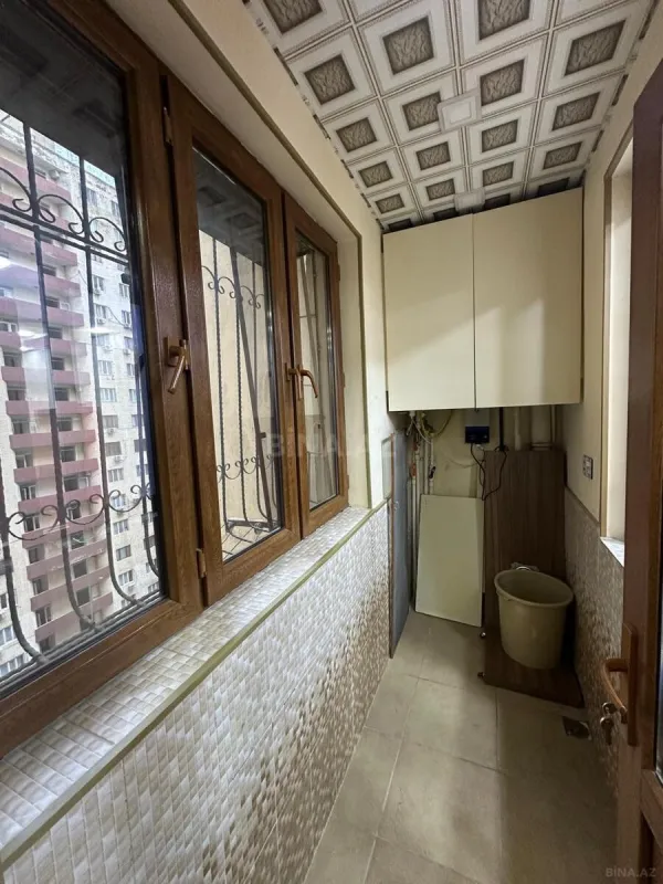 Satılır 3 otaqlı mənzil 135 m²