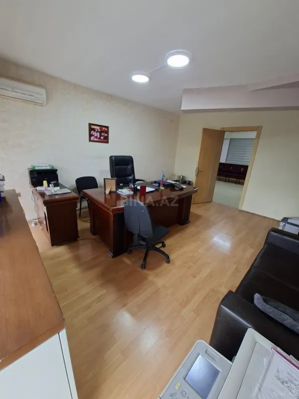 Kirayə verilir 1 otaqlı ofis 30 m²