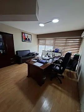 Kirayə verilir 1 otaqlı ofis 30 m²