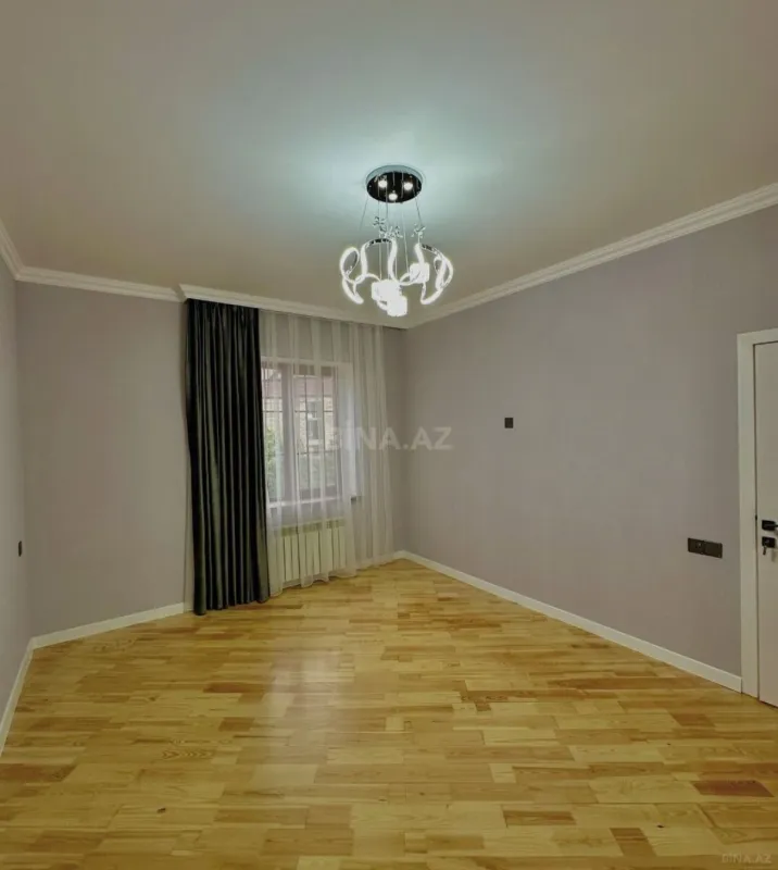 Satılır 6 otaqlı həyət evi 210 m²