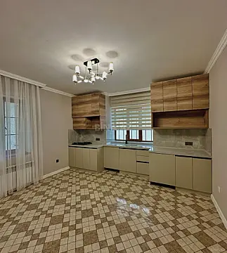 Satılır 6 otaqlı həyət evi 210 m²