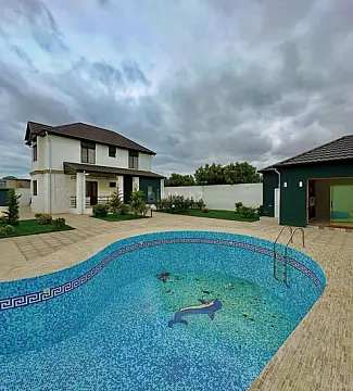 Satılır 6 otaqlı həyət evi 210 m²