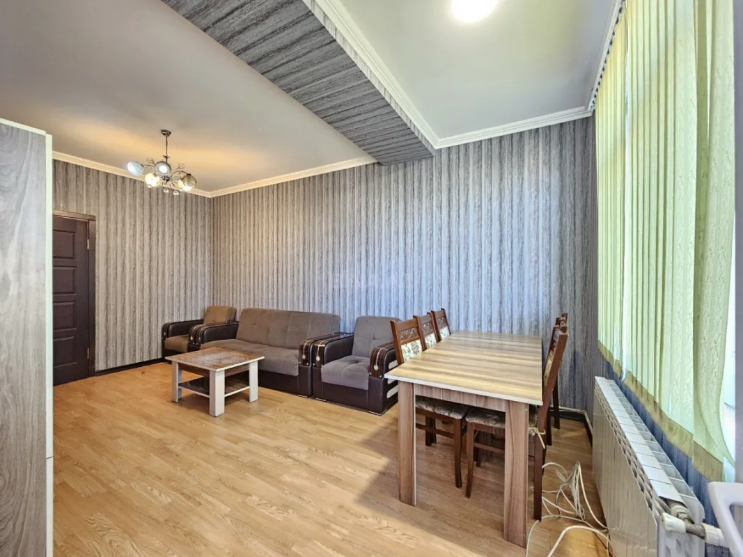 Satılır 2 otaqlı mənzil 57 m²