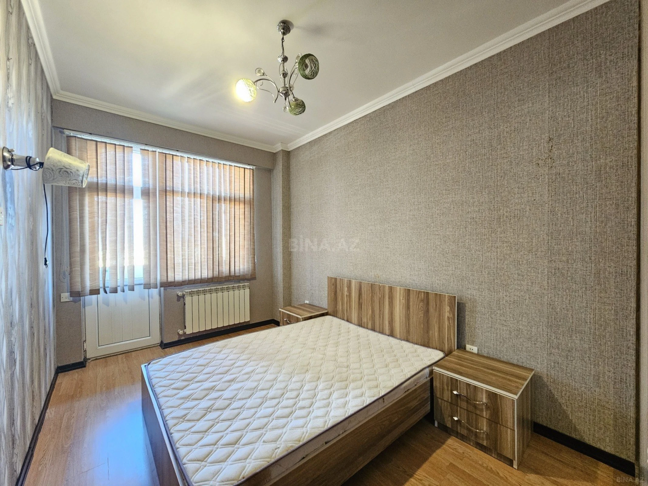Satılır 2 otaqlı mənzil 57 m²