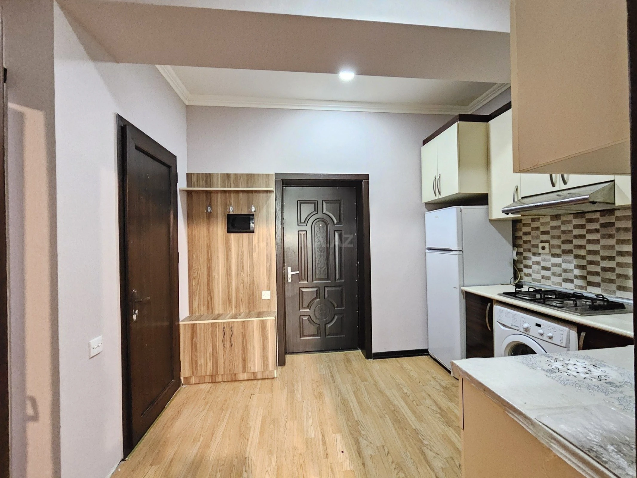Satılır 2 otaqlı mənzil 57 m²
