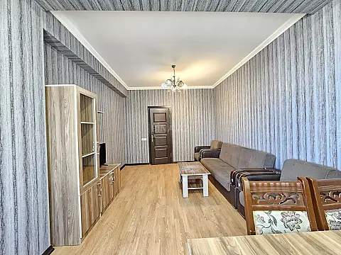 Satılır 2 otaqlı mənzil 57 m²