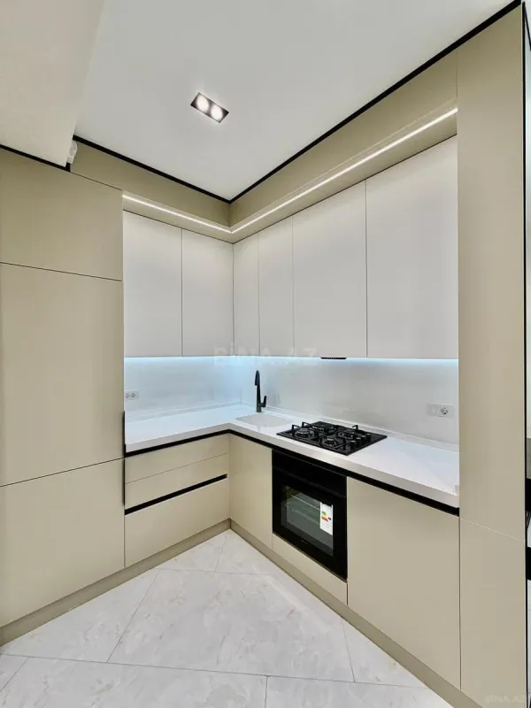 Satılır 3 otaqlı mənzil 108 m²