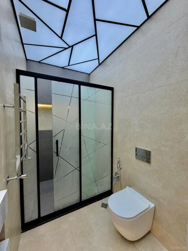 Satılır 3 otaqlı mənzil 108 m²