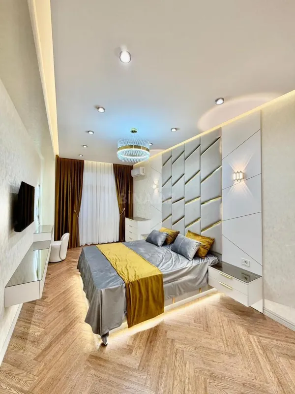 Satılır 3 otaqlı mənzil 108 m²