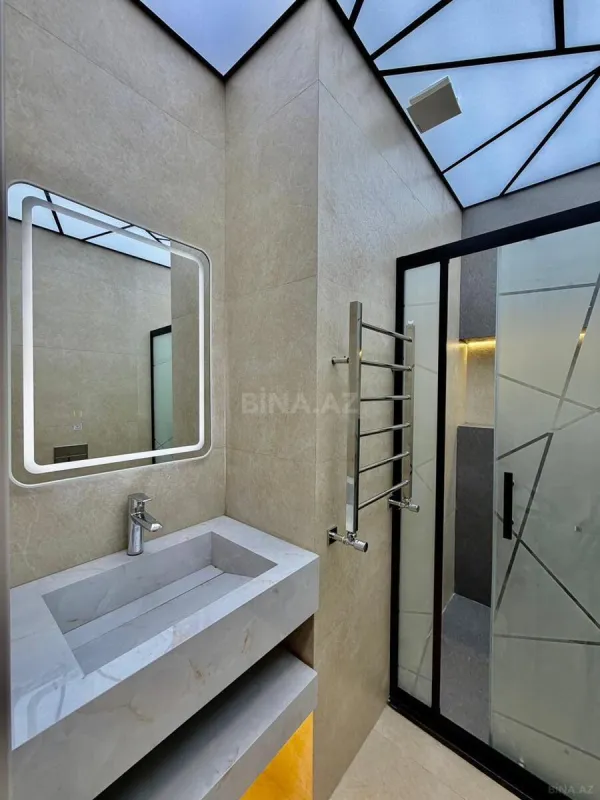 Satılır 3 otaqlı mənzil 108 m²