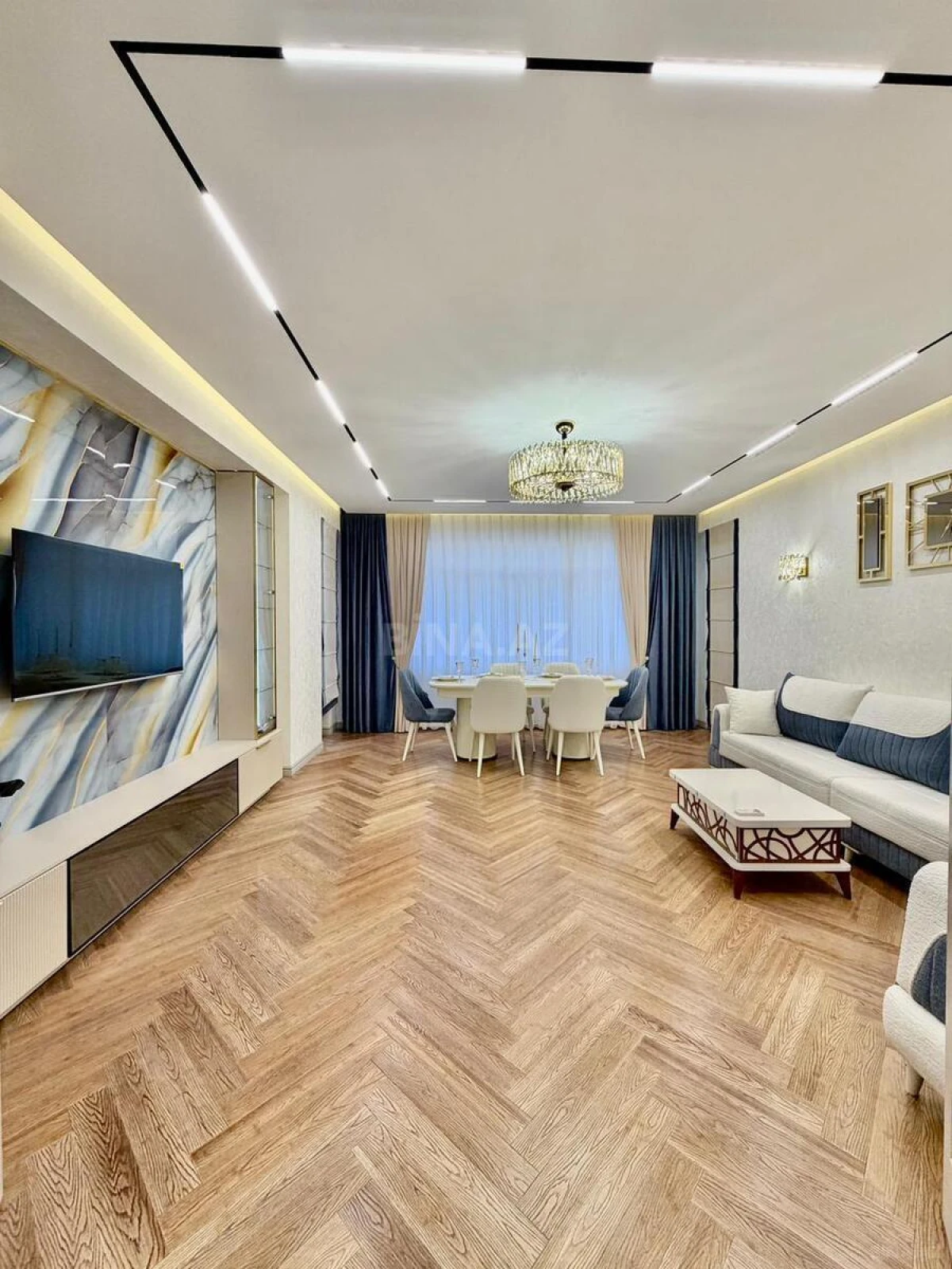Satılır 3 otaqlı mənzil 108 m²