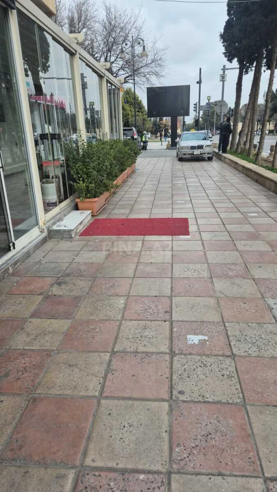 Kirayə verilir obyekt 60 m²