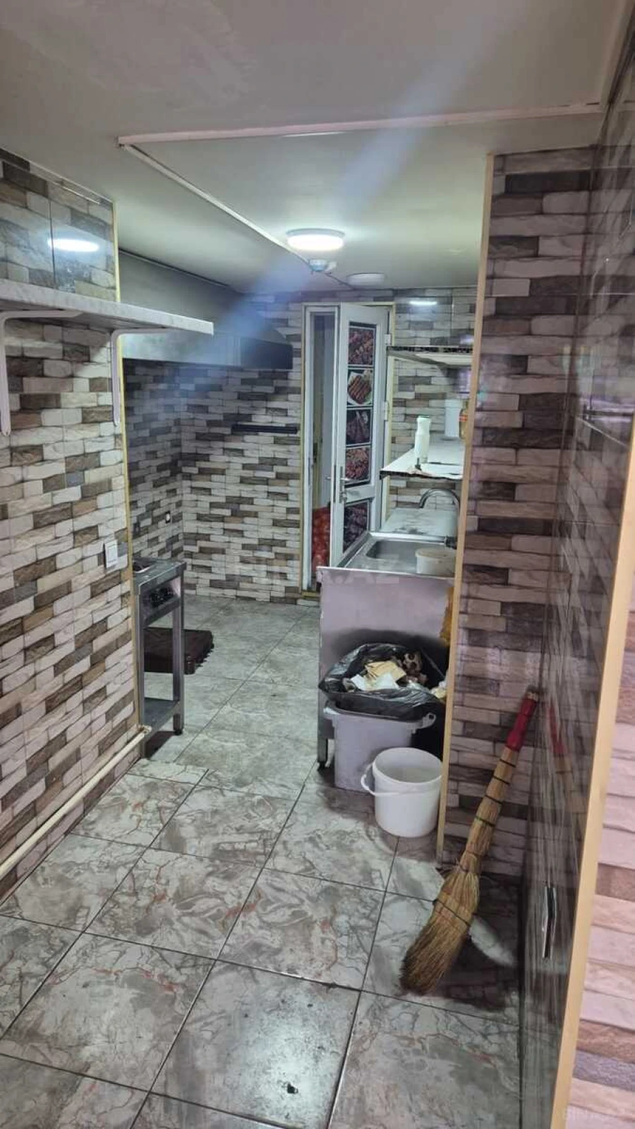 Kirayə verilir obyekt 60 m²