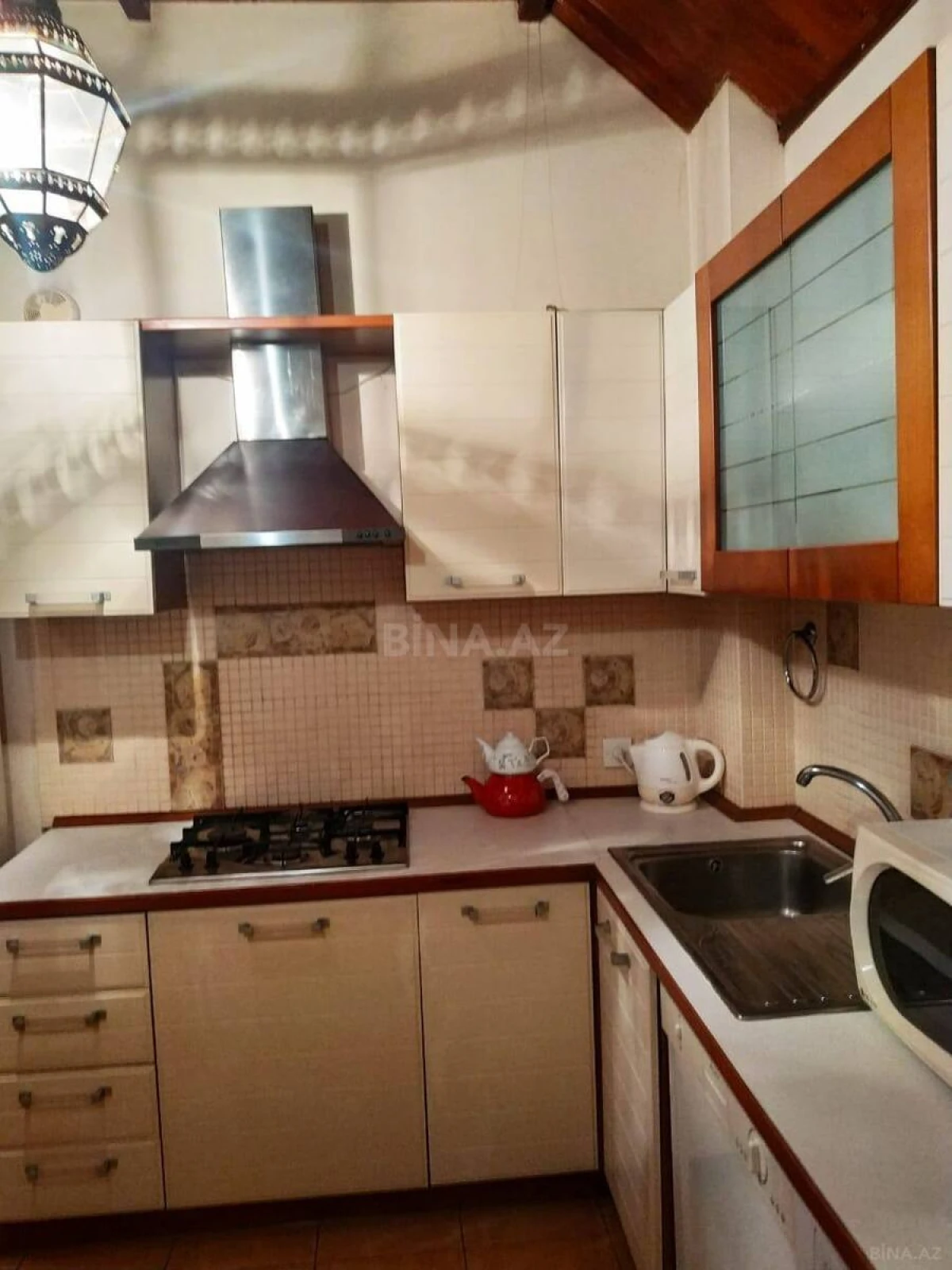Kirayə verilir 3 otaqlı mənzil 120 m²