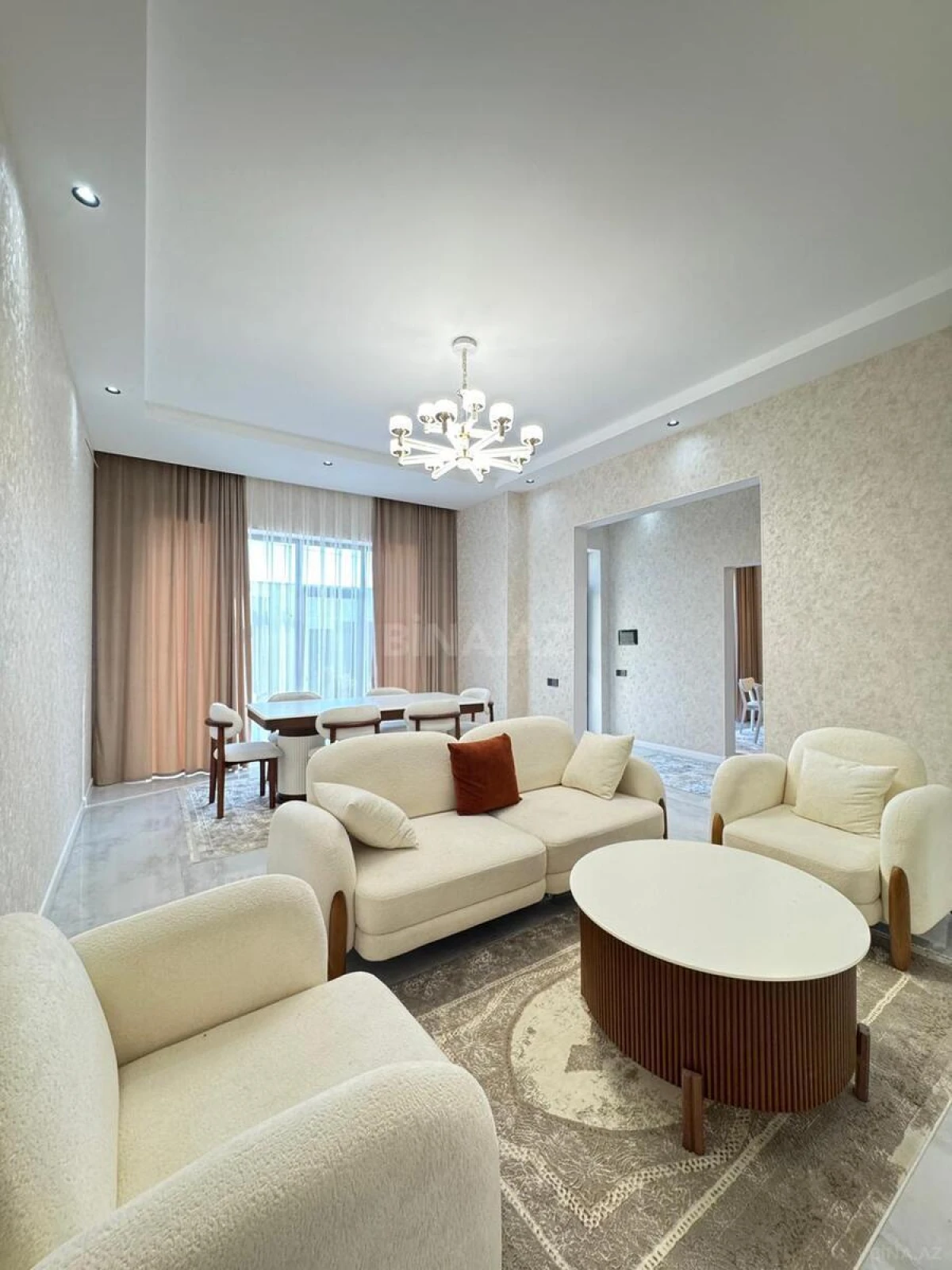 Satılır 4 otaqlı həyət evi 180 m²