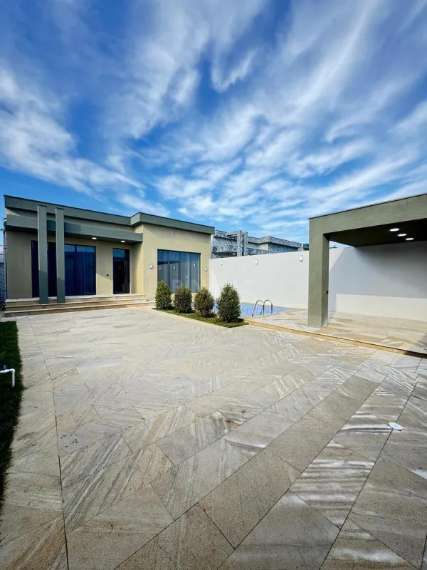 Satılır 4 otaqlı həyət evi 180 m²