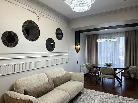 Satılır 3 otaqlı mənzil 92 m²