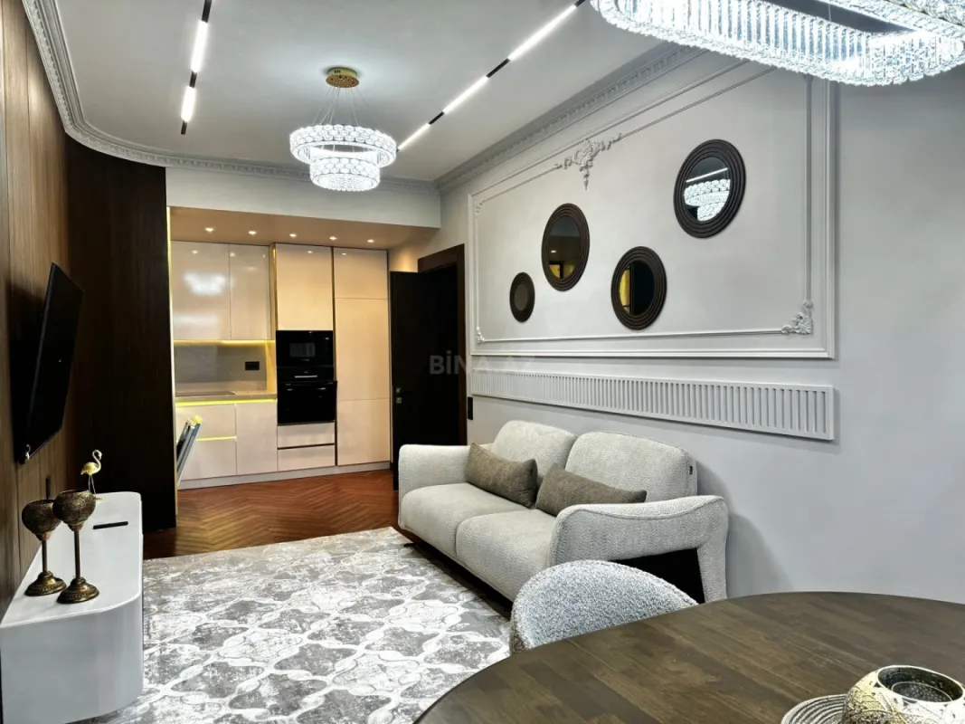 Satılır 3 otaqlı mənzil 92 m²