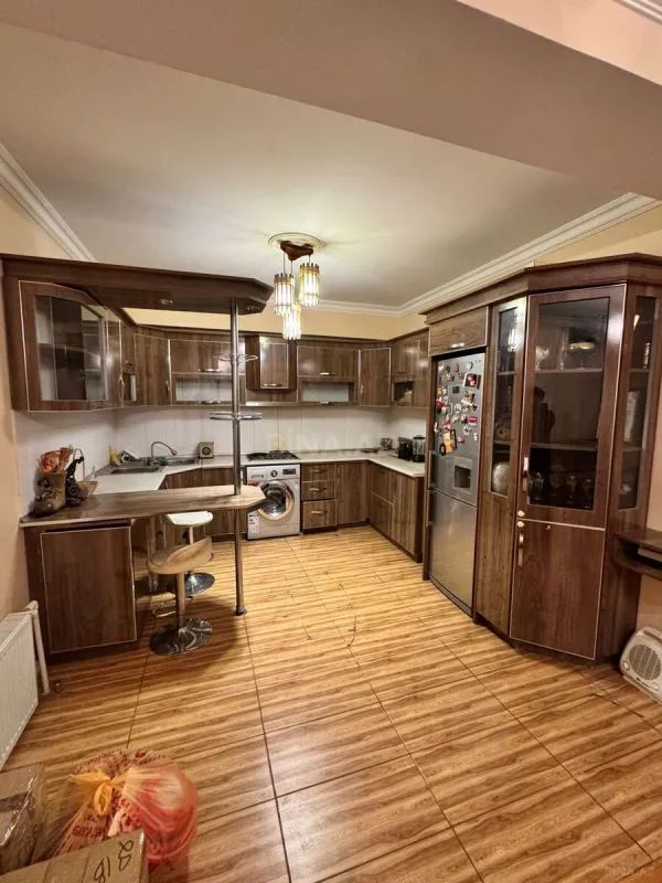 Kirayə verilir 2 otaqlı mənzil 55 m²