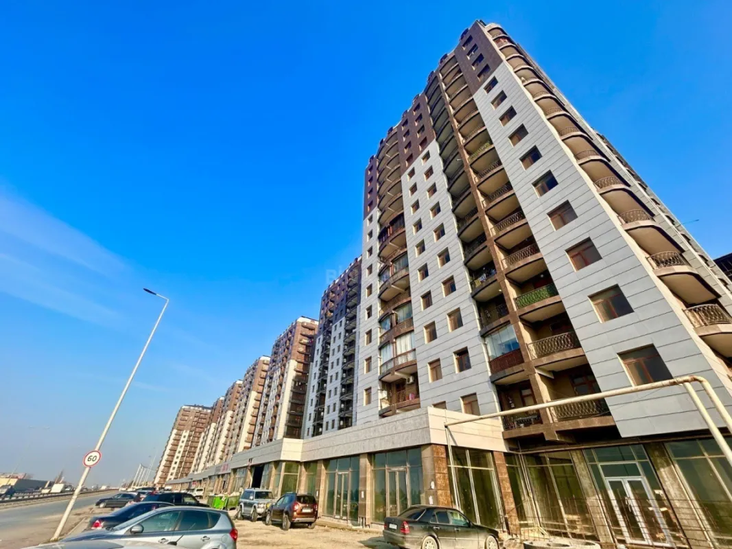 Satılır 3 otaqlı mənzil 100 m²