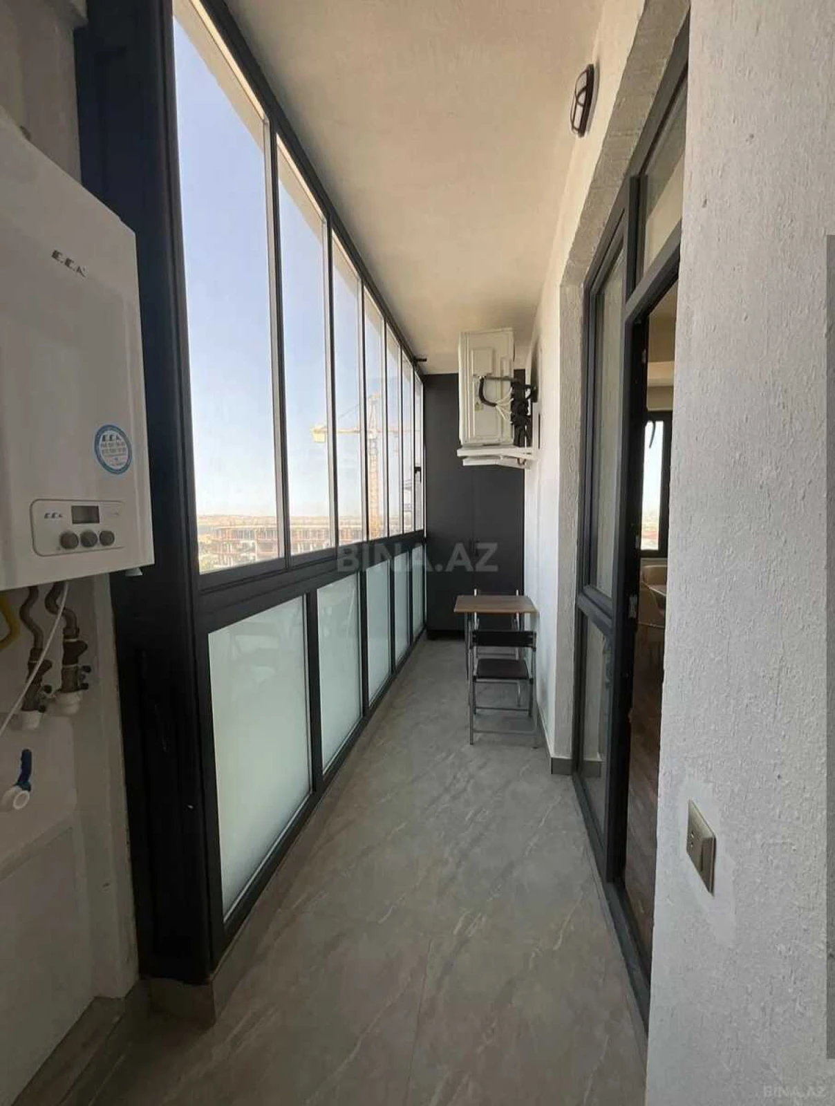 Satılır 3 otaqlı mənzil 101 m²