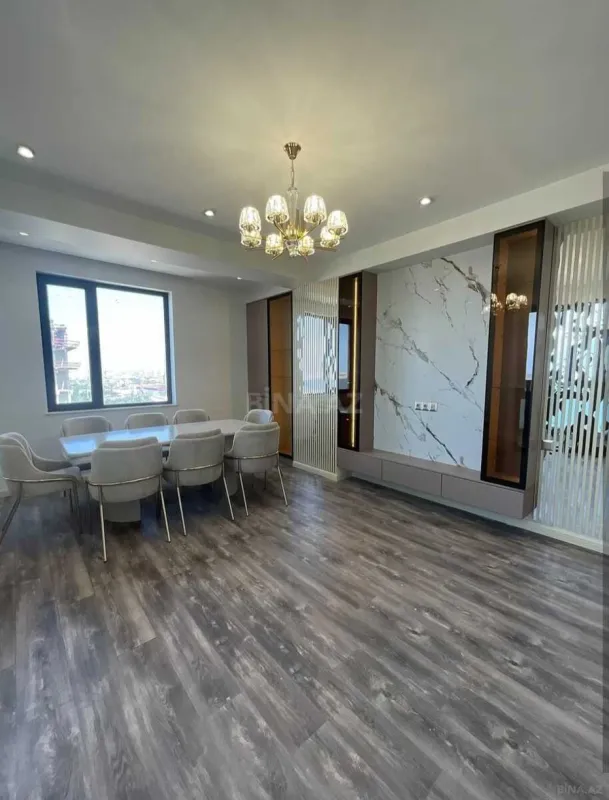 Satılır 3 otaqlı mənzil 101 m²