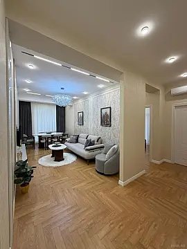 Satılır 3 otaqlı mənzil 100 m² — Bakı 3 otaq 100.00 m²