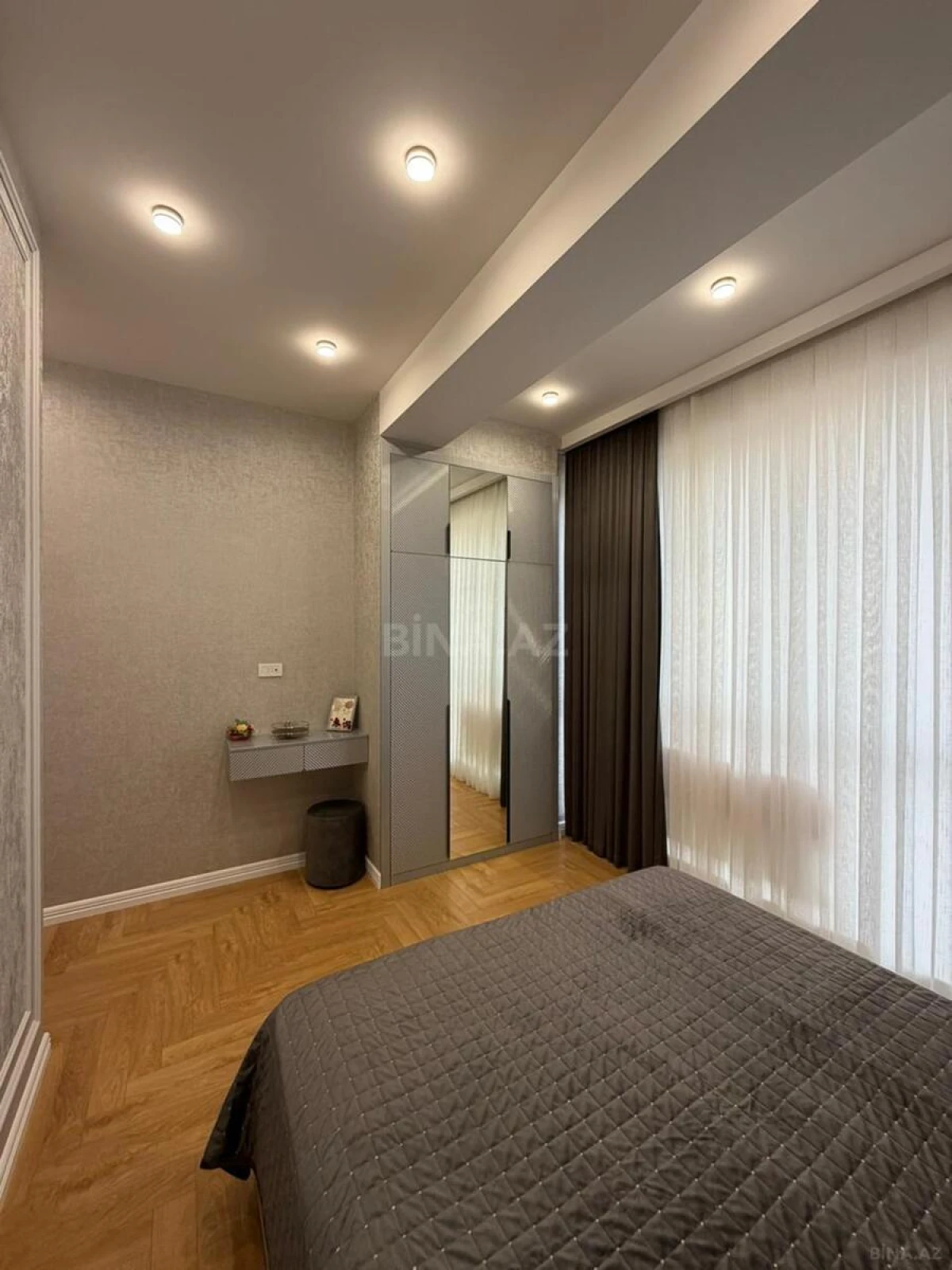 Satılır 3 otaqlı mənzil 100 m²