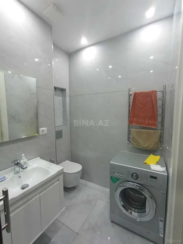 Satılır 2 otaqlı mənzil 81 m²