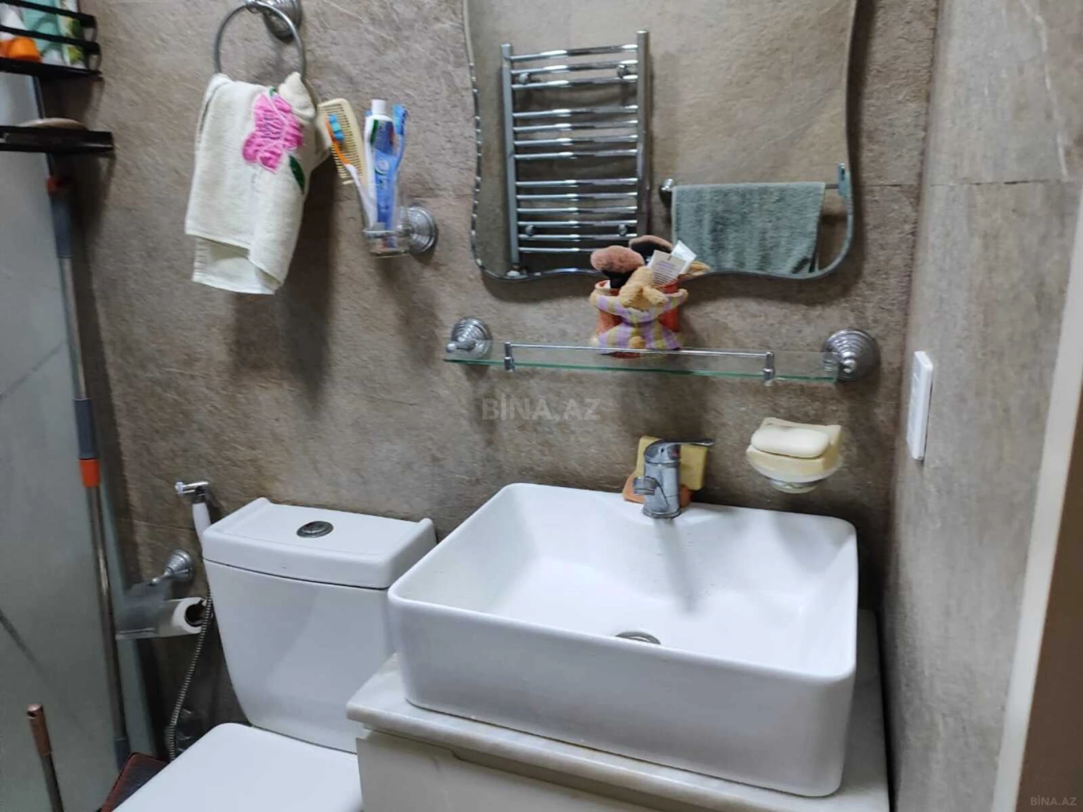 Satılır 2 otaqlı mənzil 70 m²