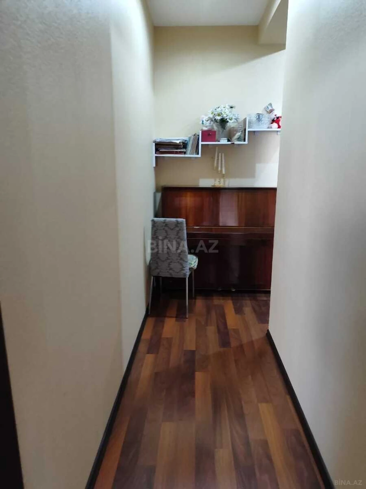 Satılır 2 otaqlı mənzil 70 m²