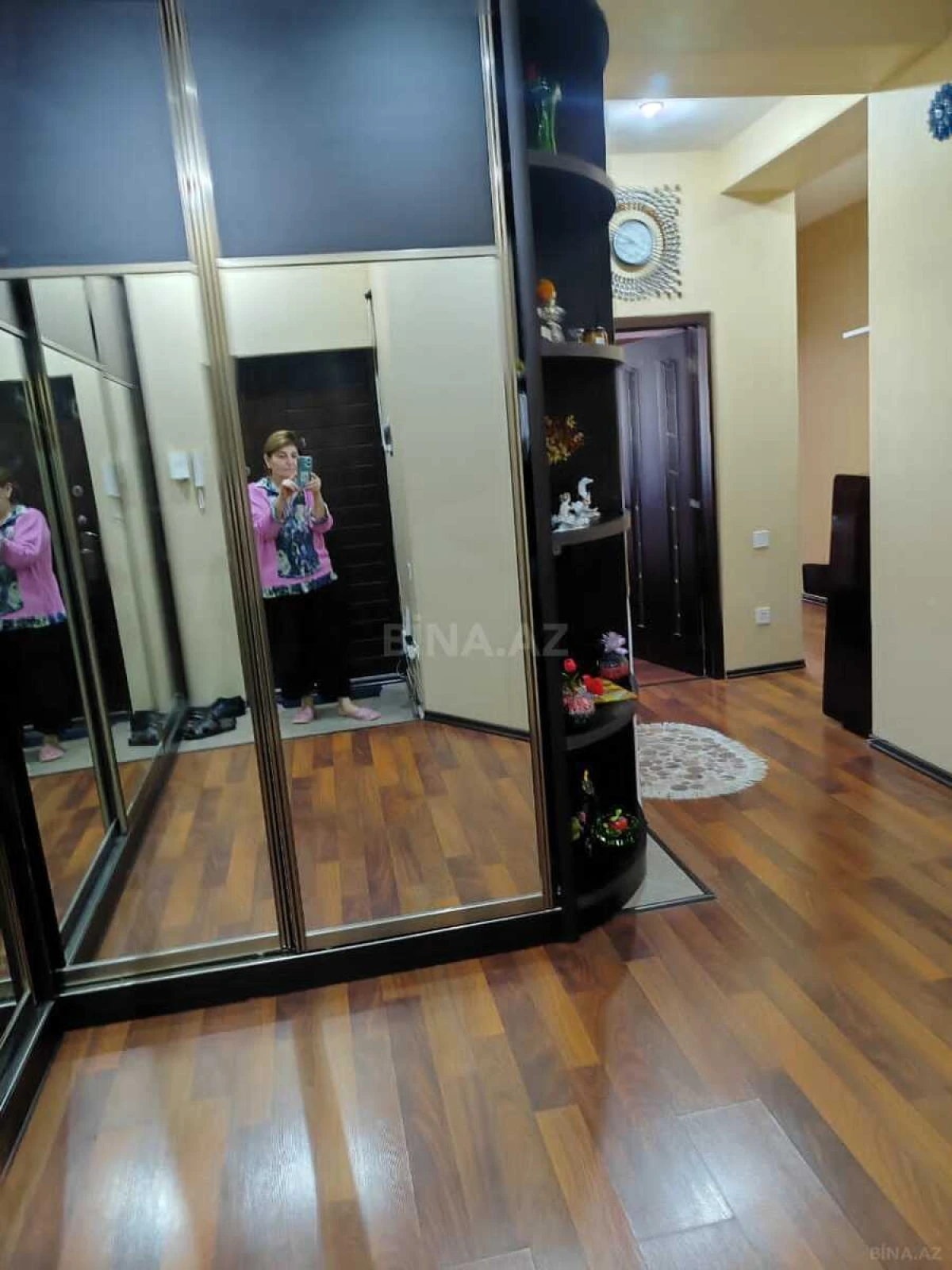 Satılır 2 otaqlı mənzil 70 m²