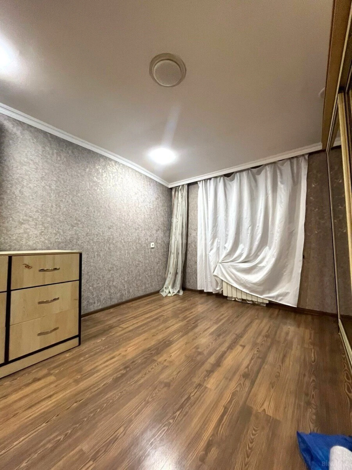 Satılır 3 otaqlı mənzil 60 m²