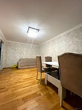 Satılır 3 otaqlı mənzil 60 m²