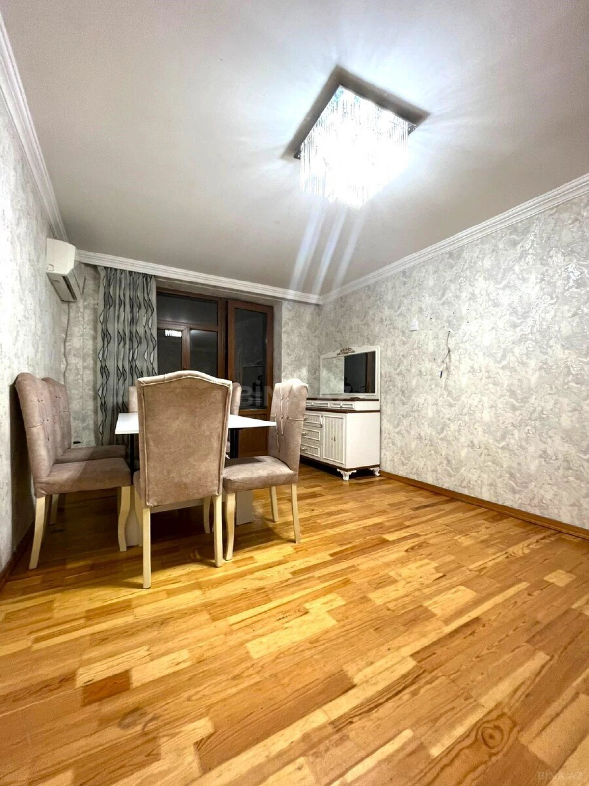 Satılır 3 otaqlı mənzil 60 m²