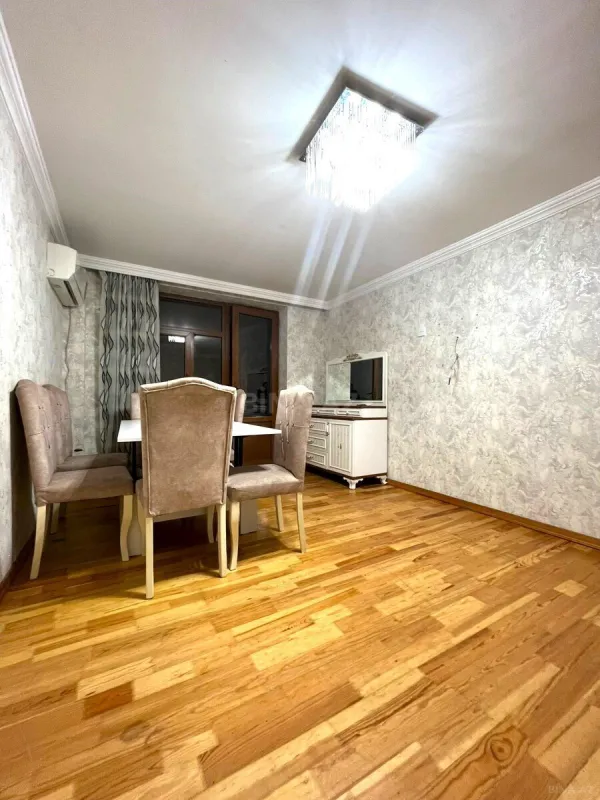 Satılır 3 otaqlı mənzil 60 m²