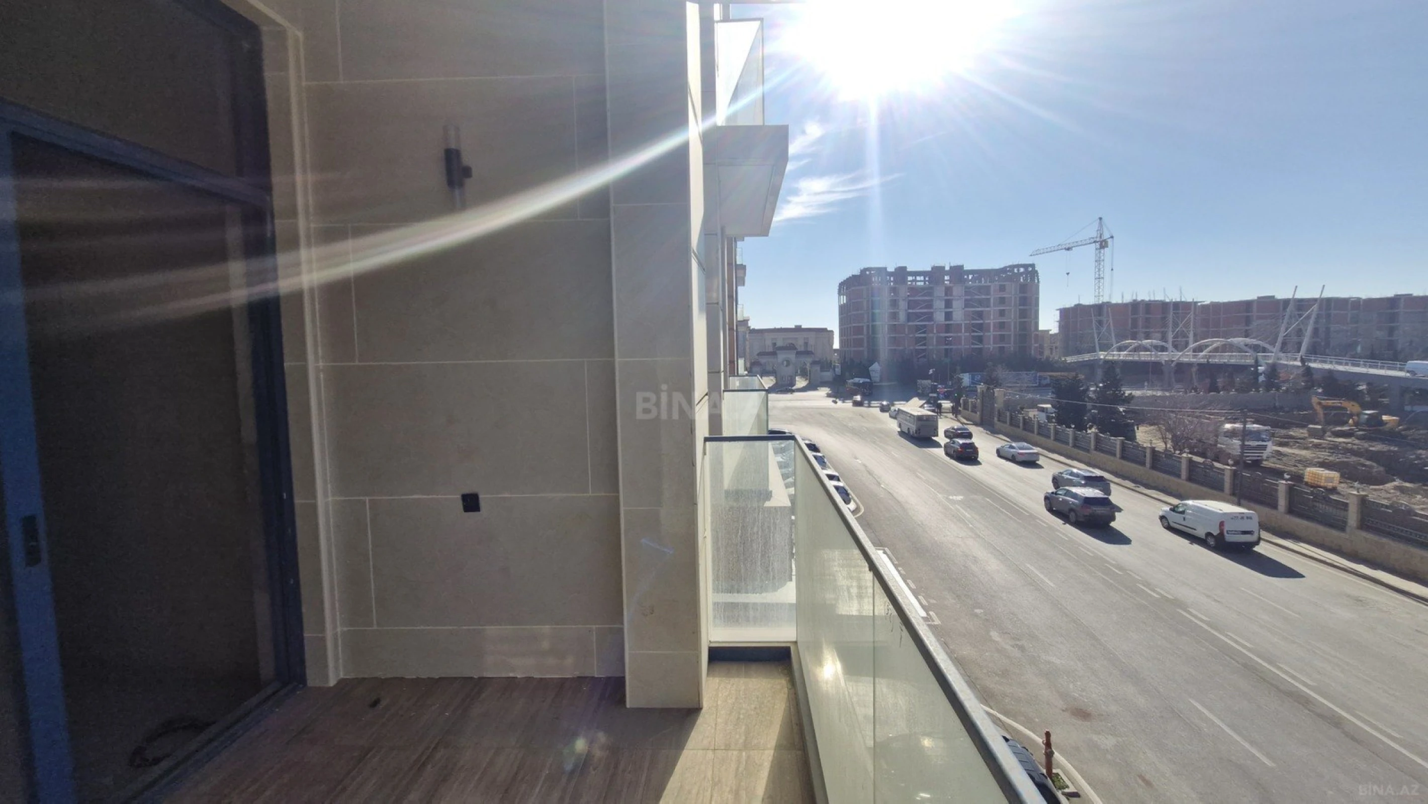 Satılır 2 otaqlı mənzil 67 m²